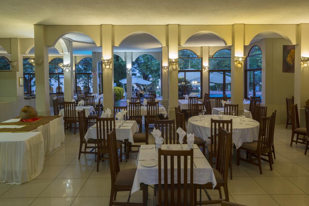 Victoria Falls Rainbow Hotel Kültér fotó